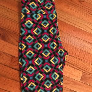 Lularoe Tc leggings that have only been worn twice